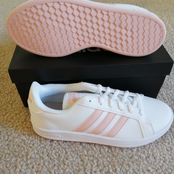 GRAND COURT BASE SHOES - Picture 4 of 6